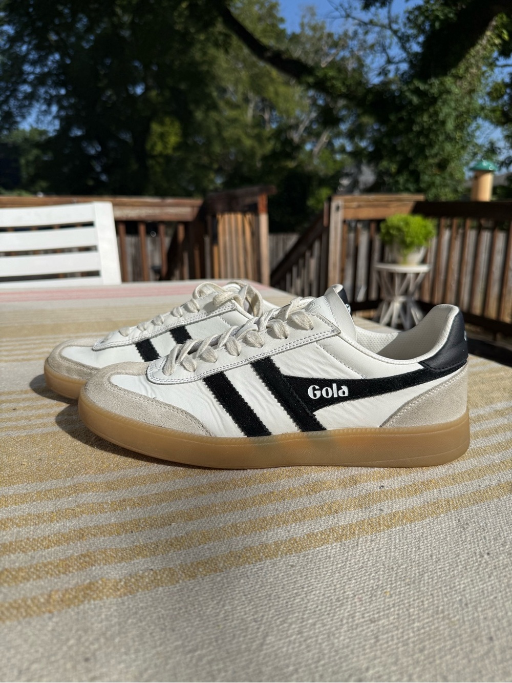 Gola Women’s Viper Sneakers - Picture 3 of 4